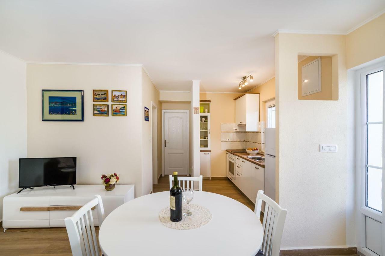 Long Island Olive Apartment Sali Zewnętrze zdjęcie